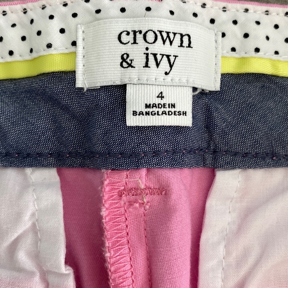 Crown & Ivy Shorts - Picture 5 of 8